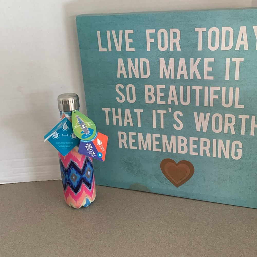 Manna The Vogue Bottle - NWT